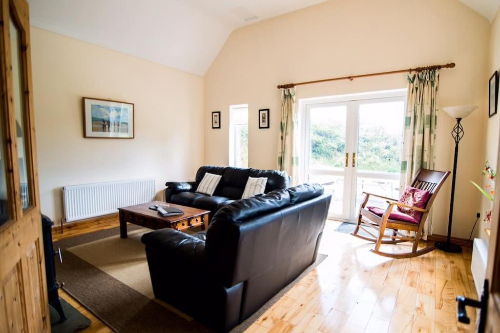 *Spacious Irish Cottage* Fanore Exterior photo